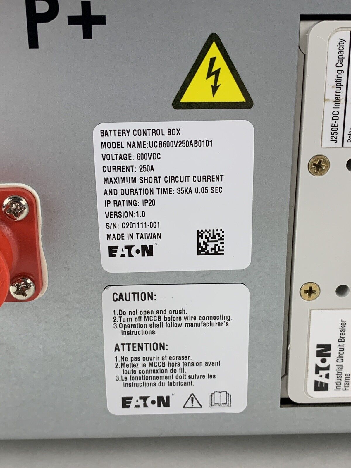Eaton UCB600V250AB0101 Battery Control Box 600VDC 250A w/ J250E-DC Trip Breaker