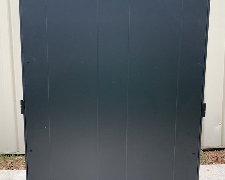 Emerson Knurr DCM Server Rack 42U 78"-48"-28"