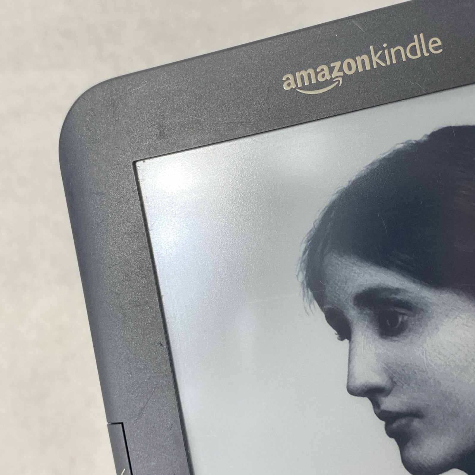 Amazon D00901 Kindle 3rd Gen Keyboard 4GB WiFi 6" Black