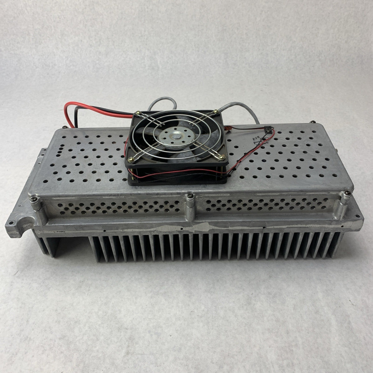 GE Harris Ericsson MASTR III 110W UHF Amplifier Module 19D902797G33