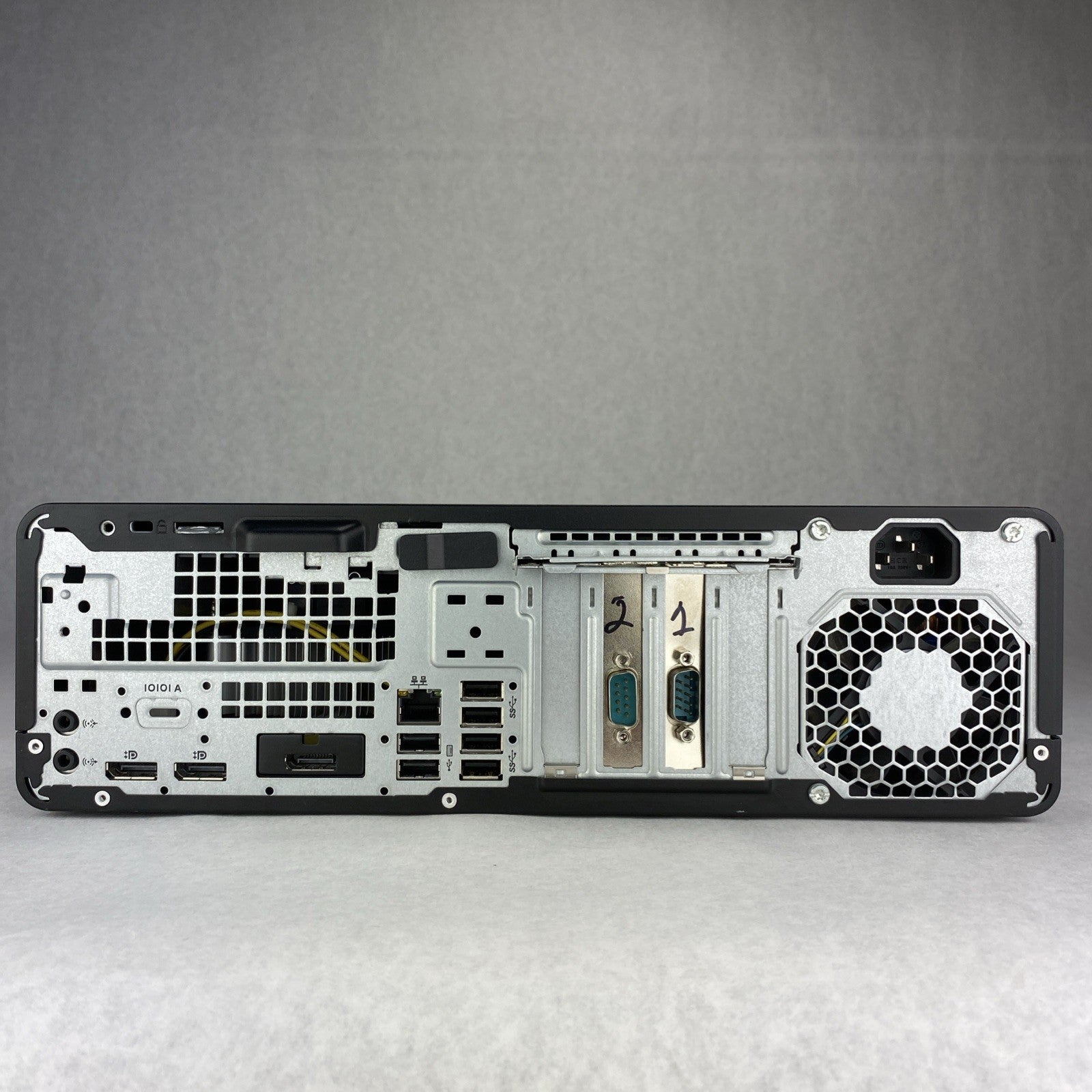 HP EliteDesk 800 G3 SFF Intel Quad Core i5-7500 3.40GHz 1X8GB RAM DVD No HDD OS