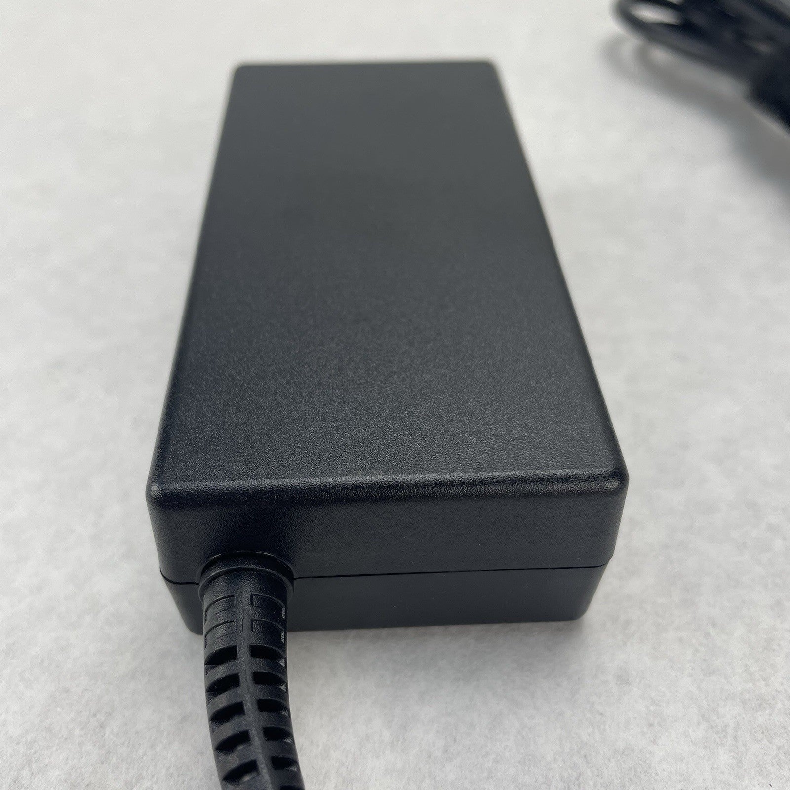 HP 65W Adapter Model TPC-LA58 Lot of 10 No Power Cord4