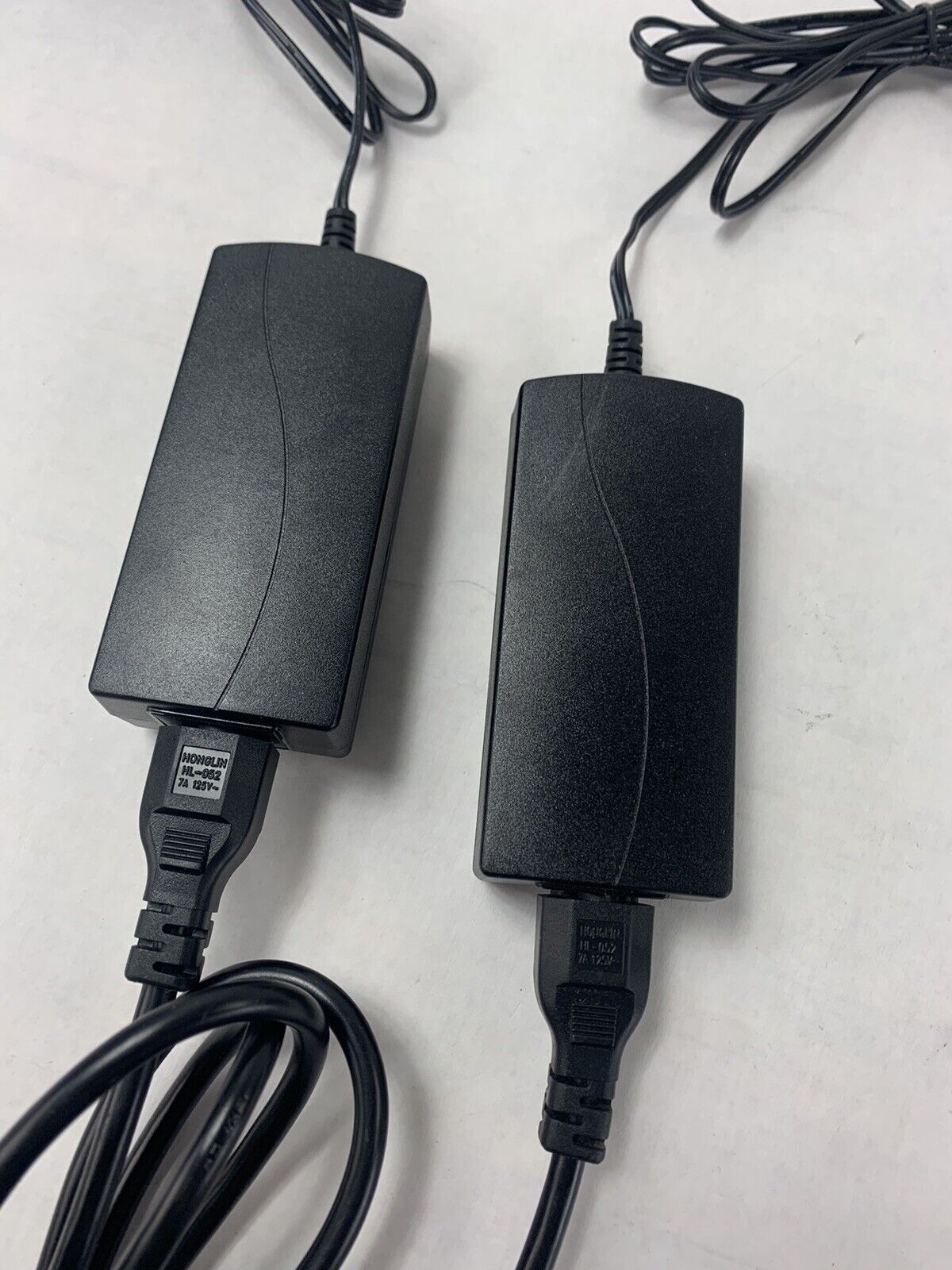 Lot 2 Genuine APD AC Adapter DA-24C24  24V 1A Power Supply 24W With OEM Cord
