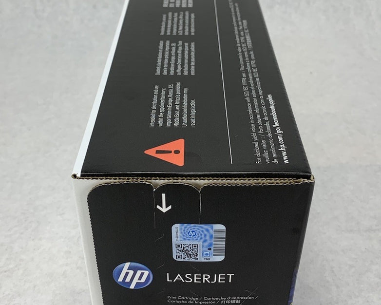 HP Laserjet CE413A 305A Magenta Toner Cartridge Exp: Oct 2020