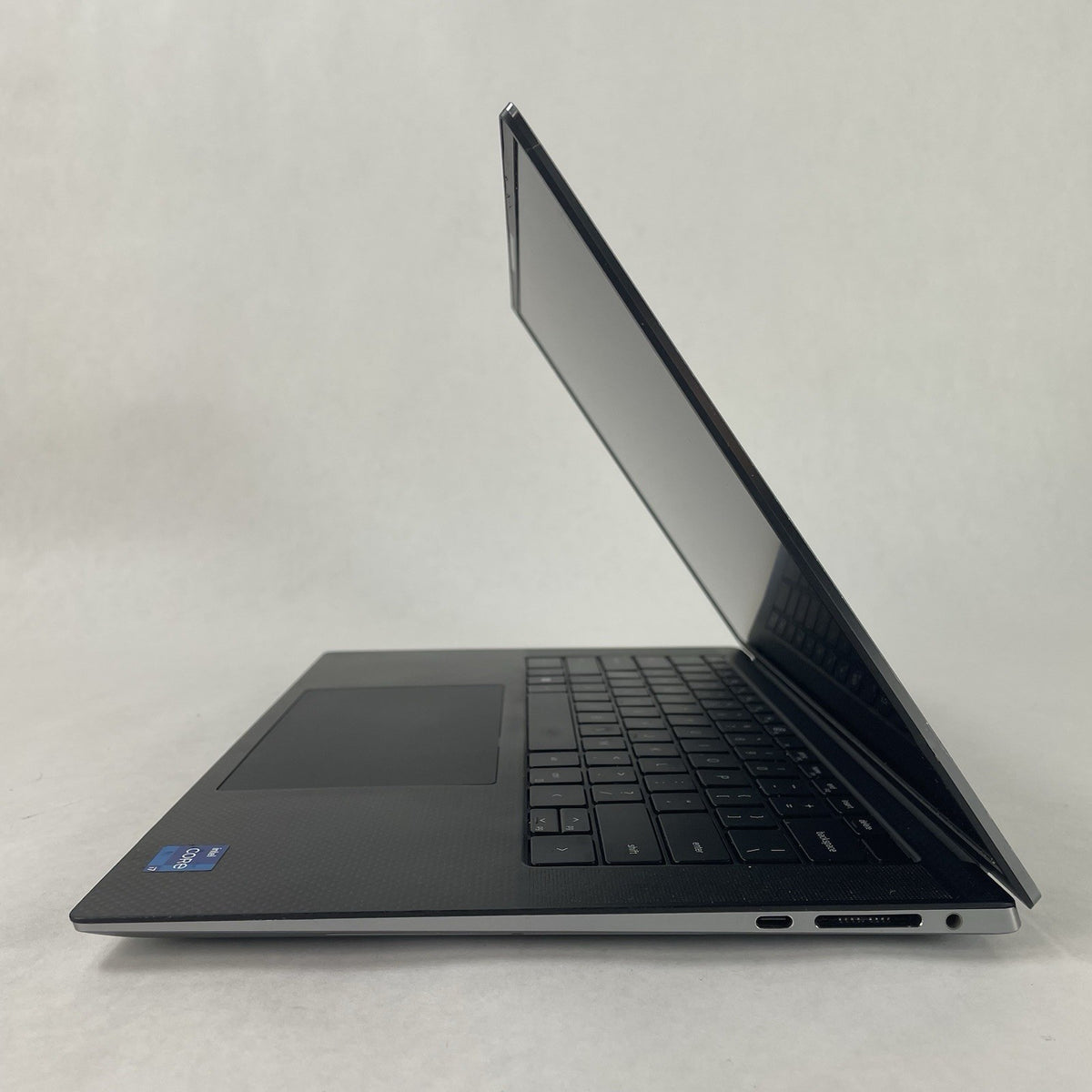 Dell Precision 5560 15.6" i7-11800H 2.30 GHz 8 GB RAM No SSD/OS/AC/Batt7