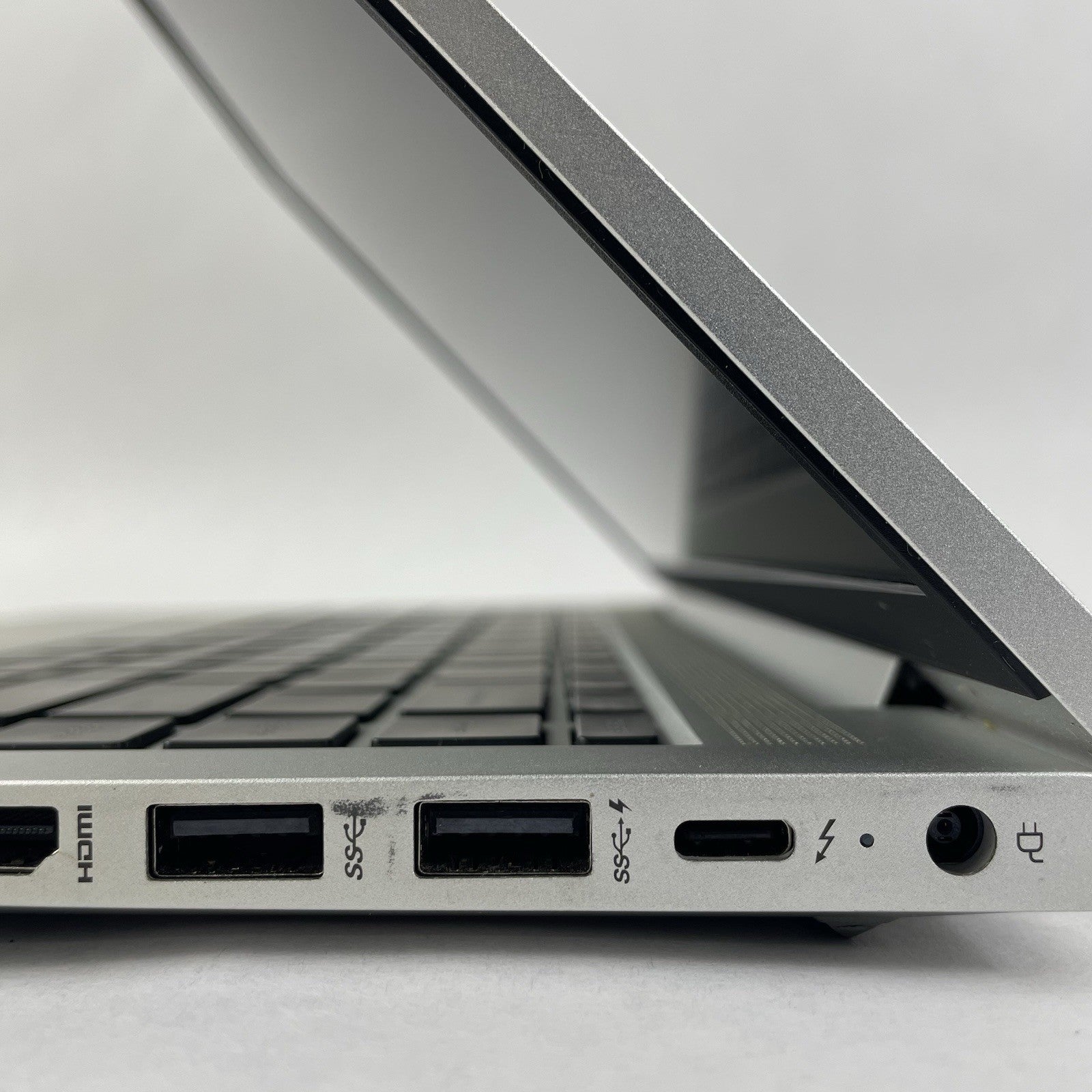 HP EliteBook 640 G9 14" i5-1235U 3.96 GHz 16 GB RAM No SSD/OS/AC7