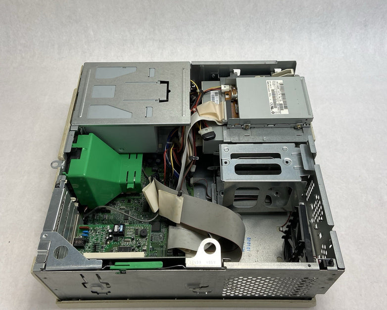 Dell Optiplex GX110 DT Intel Pentium III 866MHz 128MB RAM No HDD No OS