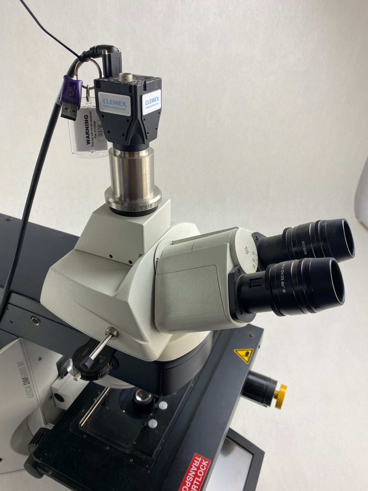 Leica DM6000M Microscope w/ Objectives Power Supplies Clemex Camera
