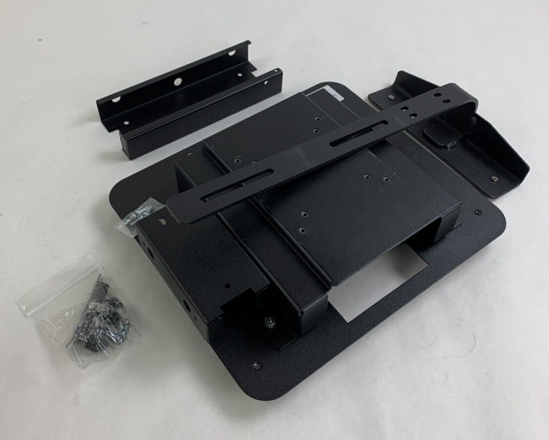 QSR 600-1009 QBracket  Monitor Mount Adapter Plate Open Box