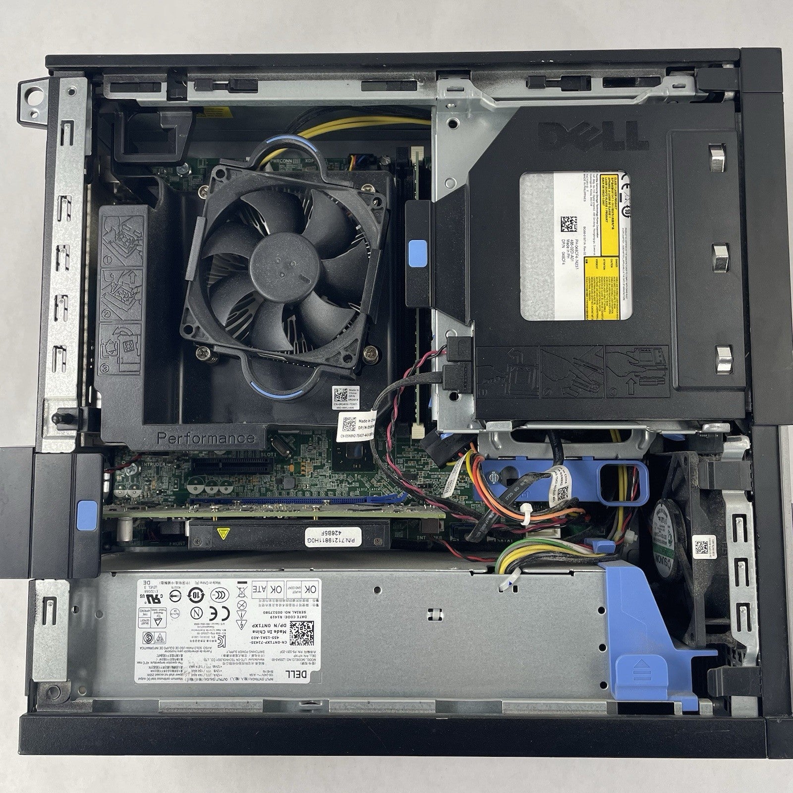 Dell Optiplex 7020 SFF i7-4790 3.60 GHz 4 GB RAM No HDD/OS - Radeon 428B5F9
