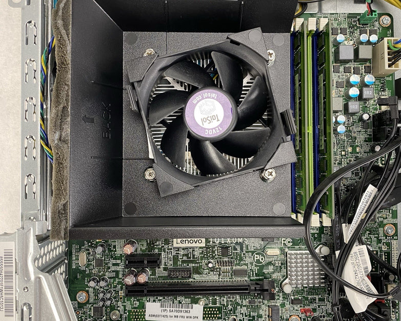 Lenovo ThinkCentre M900 SFF Intel Core i5-6500 3.2GHz 8GB RAM No HDD No OS