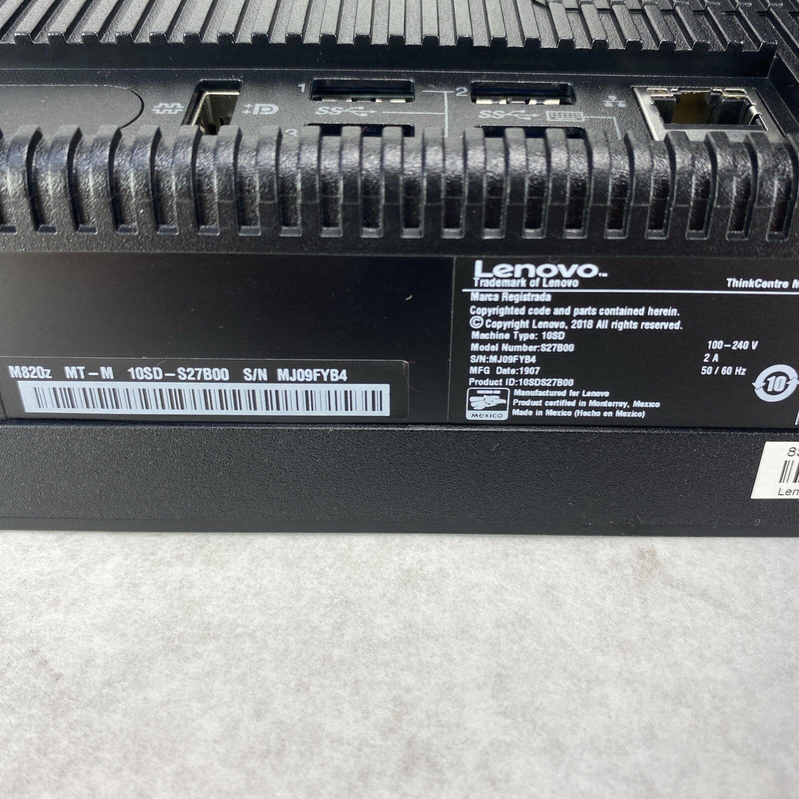 Lenovo ThinkCentre M820z 22" AIO Intel Core i7-8700 3.20GHz 8GB RAM No HDD No OS