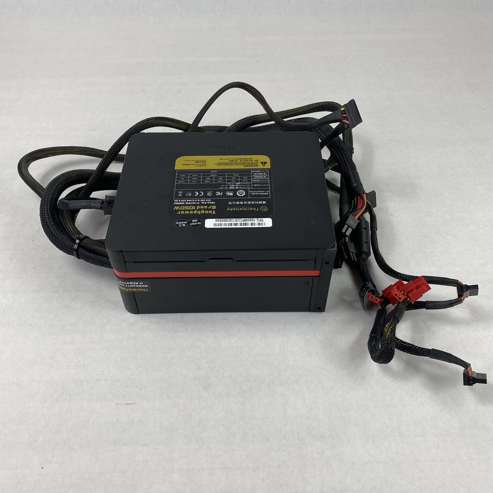 Thermaltake TP-1050AH3CSG TPG-1050M Toughpower Grand 1050W Power Supply Tested