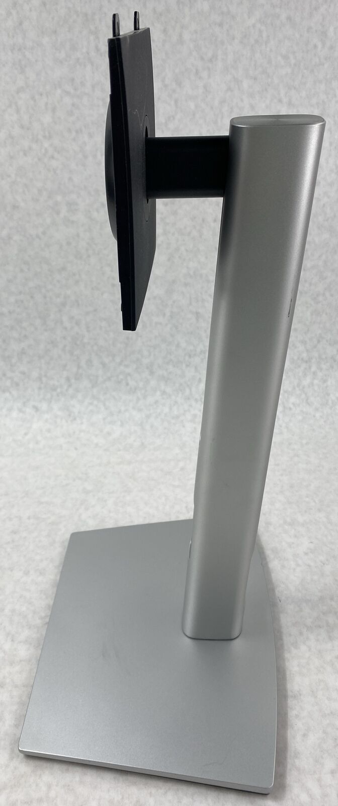 Dell 09WG7H Monitor Stand for P2222H Silver Swivel Rotate Genuine Original OEM