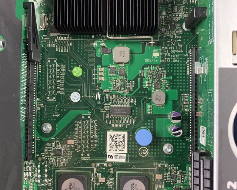 Dell PowerEdge R710 Server x2 Intel Xeon E-5640 2.67 GHz 32 GB RAM No HDD No OS