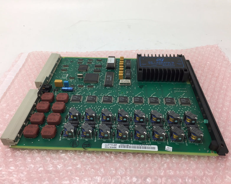 Siemens HiCom S30810-Q2117-X000 SLMS 30E6742 REV 7 Circuit Card