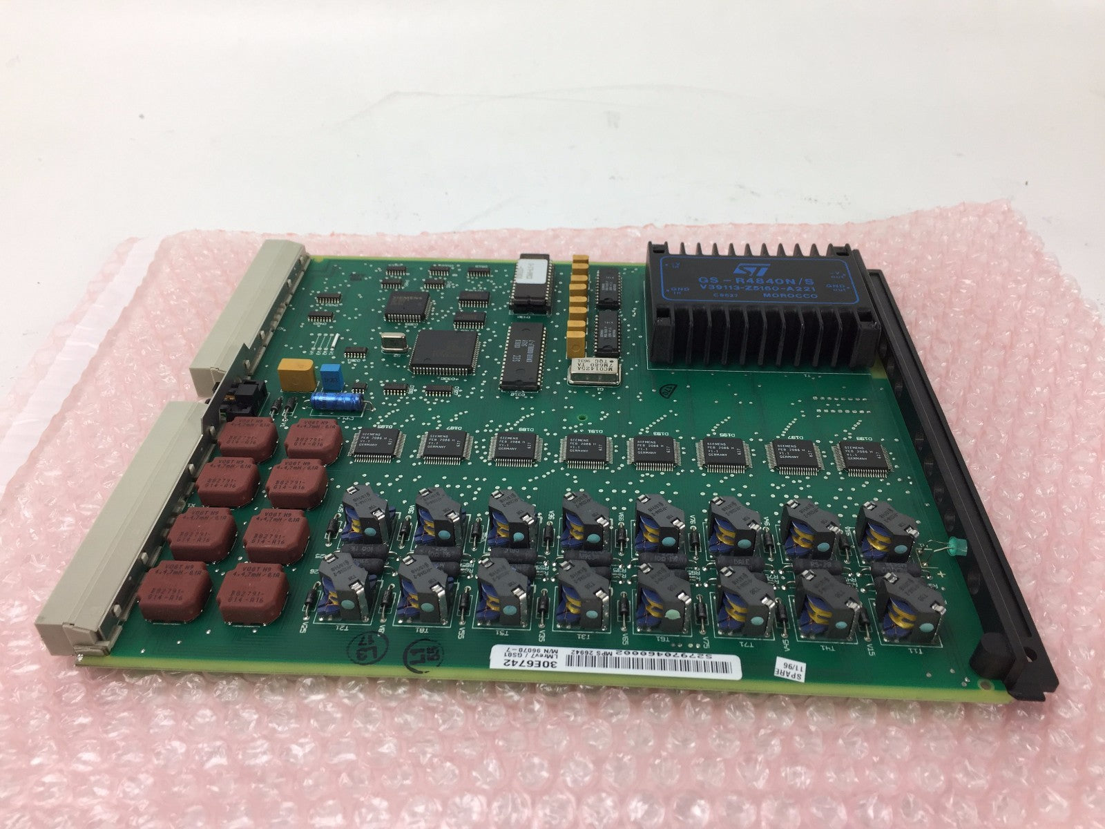 Siemens HiCom S30810-Q2117-X000 SLMS 30E6742 REV 7 Circuit Card