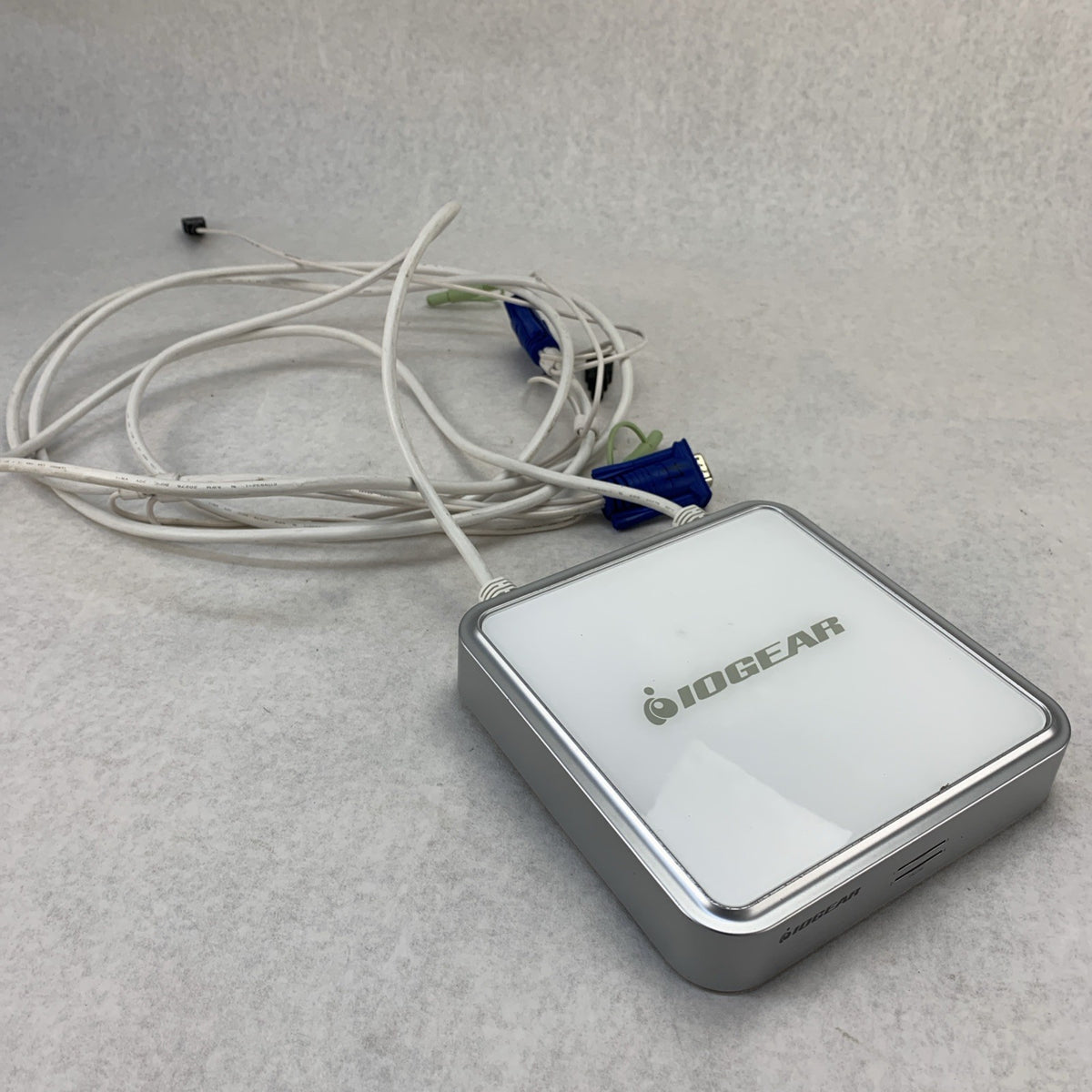 Iogear GCS634U 4-Port USB KVM Switch 0