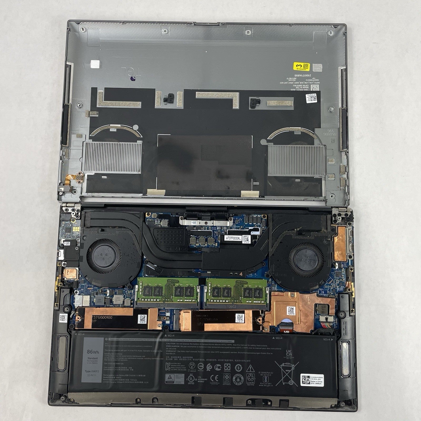 Dell Precision 5560 15.6" i7-11800H 2.30 GHz 32 GB RAM No SSD/OS/AC15