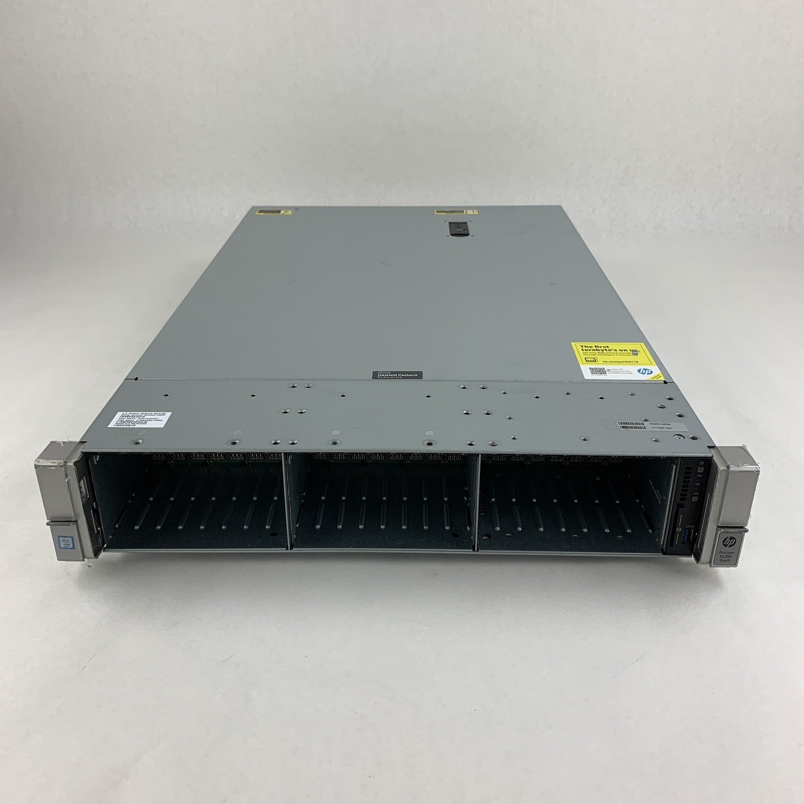 HP ProLiant DL380 Gen9 Server Xeon E5-2640V3 2.6 GHz 16 GB Ram No OS No HDD