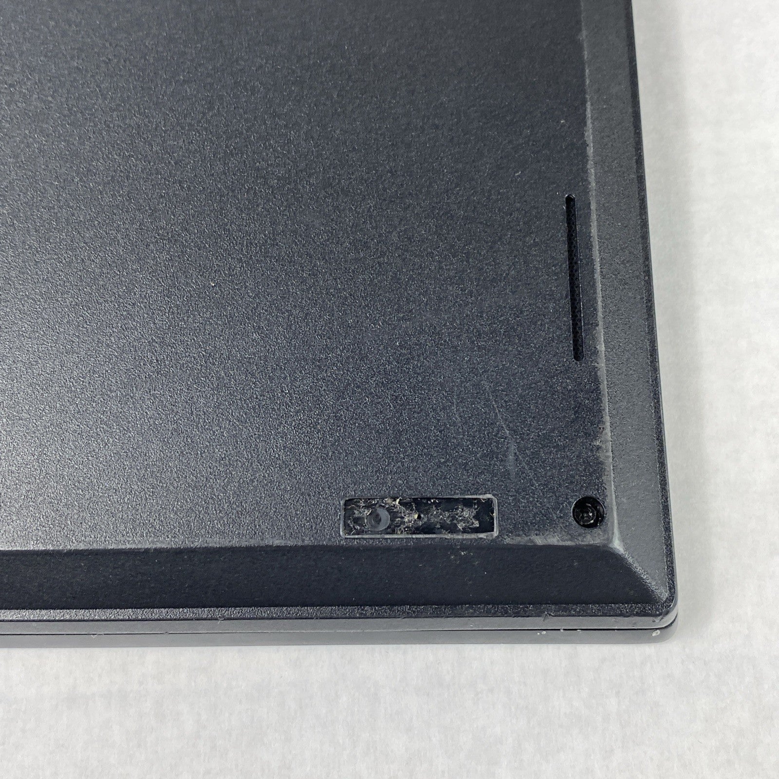 Lenovo ThinkPad E490 Core i5-8265U 1.6GHz 8GB RAM 14" No HDD No OS