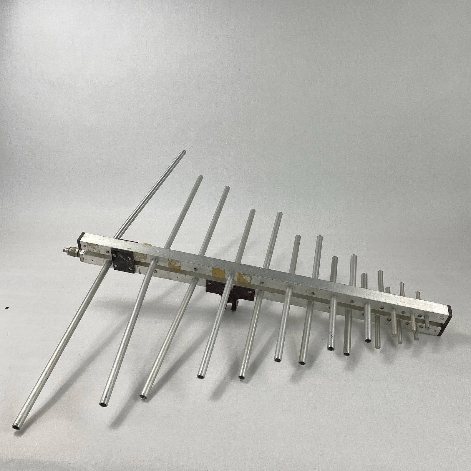 Emco Eaton 3146 Log Periodic Antenna 1605 200MHz-1GHz