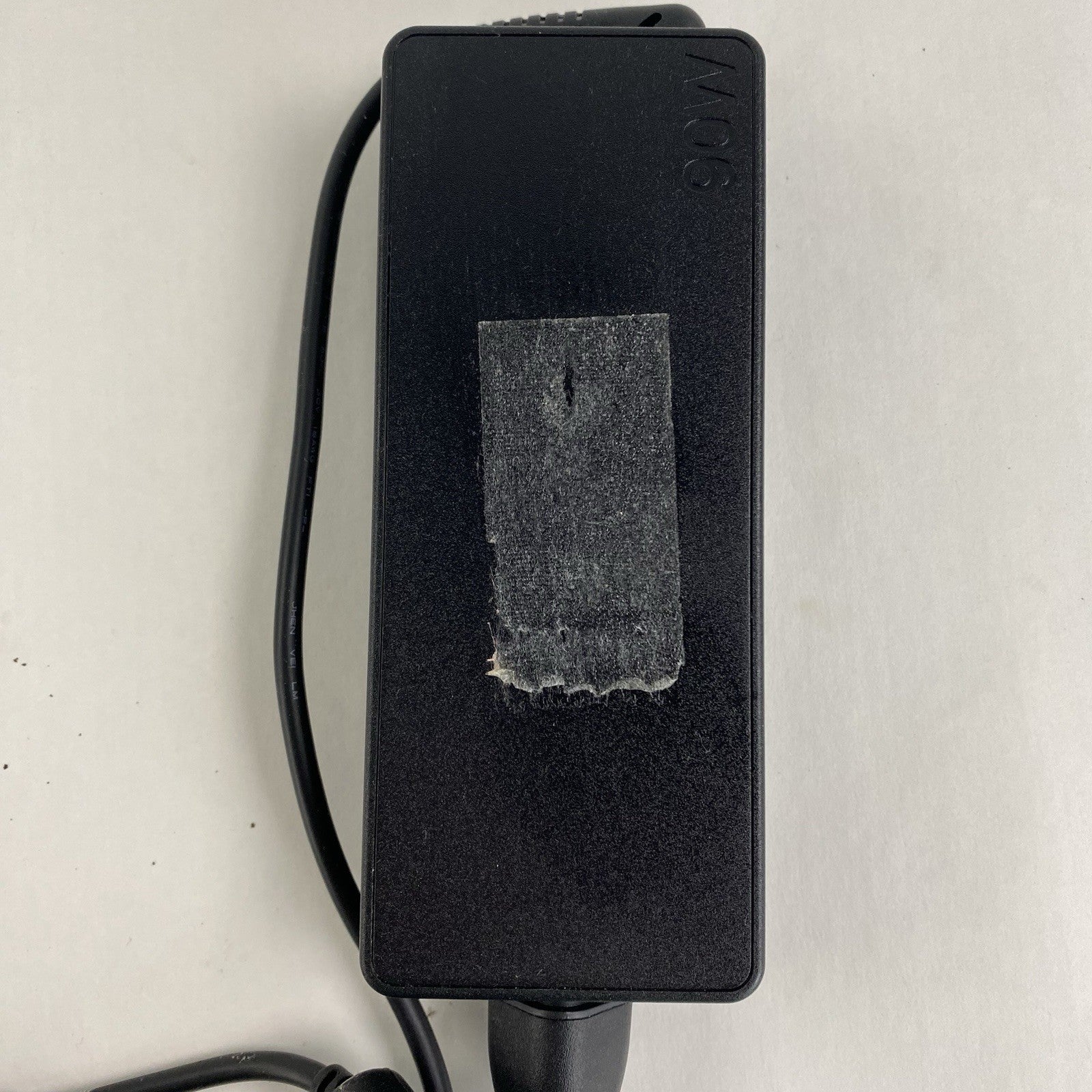Lenovo ADLX90NLC2A 90W Square Tip AC Adapter Mixed Lot w/ PA-1900-74 Lot of 52
