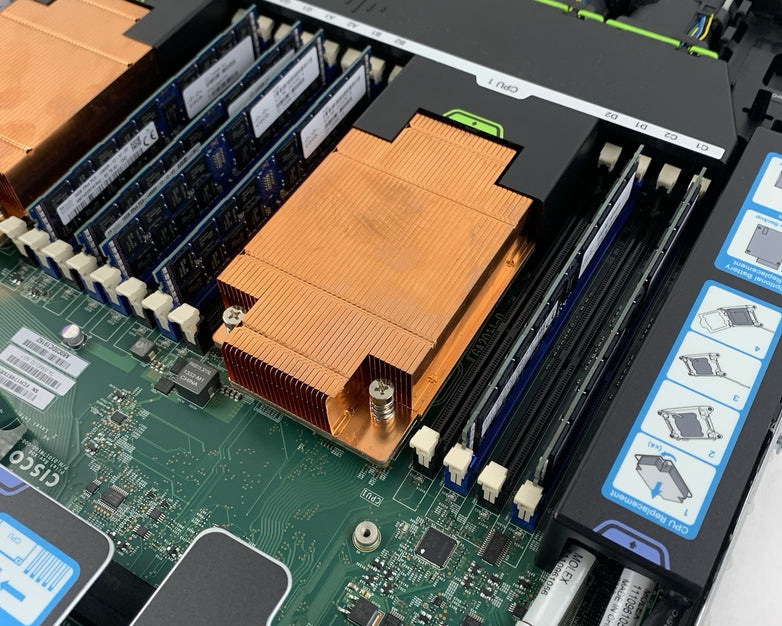Cisco UCS C220 M3 1U Server 2x E5-2670 2.5 GHz 128 GB Ram No OS No HDD