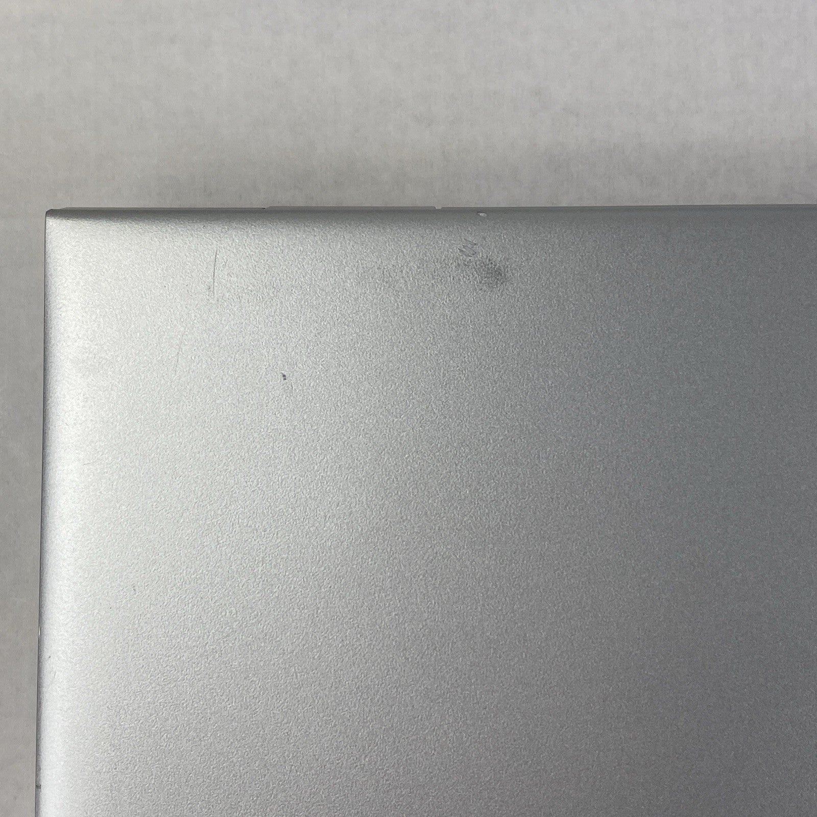 HP ProBook 650 G5 Intel Core i5-8365U 1.60GHz 8GB RAM 15.6" No HDD No OS