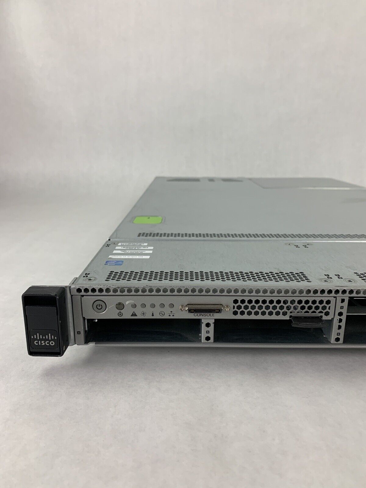 Cisco UCS C220 M3 2x Intel Xeon E5-2670V2 2.5 GHz 128 GB RAM Ho HDD No OS