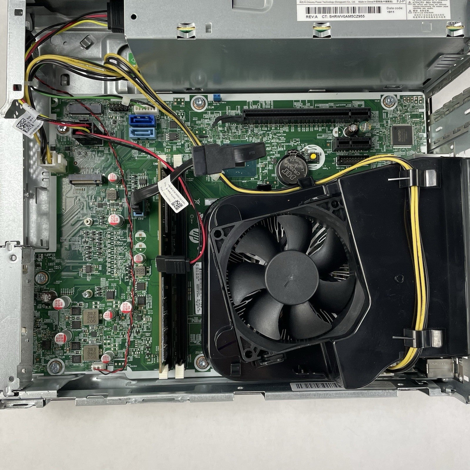 HP ProDesk 400 G6 SFF i5-9500 3.00 GHz 8 GB RAM No HDD/OS15