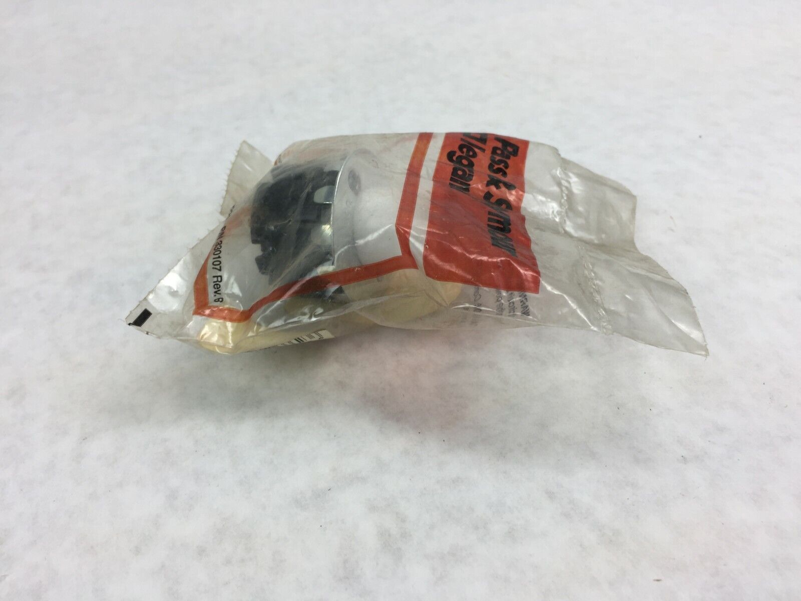 Pass & Seymour 330107 (Lot of 6)