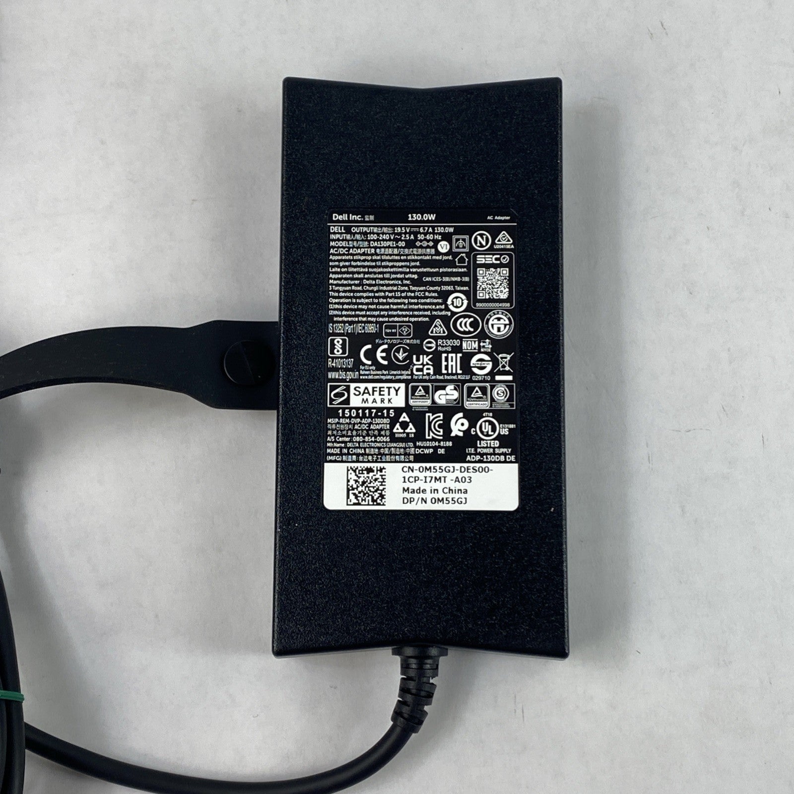 Dell DA130PE1-00 130W AC Adapter W/ Power Cord Mix Lot of 35