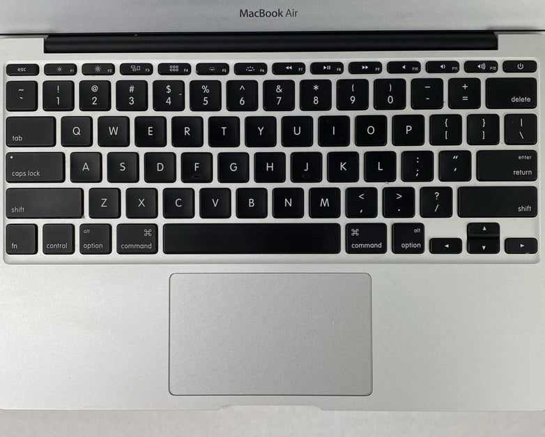 Apple A1465 MacBook Air 2013 11" 1.3Ghz i5 4GB RAM 120GB SSD macOS 11.7.1