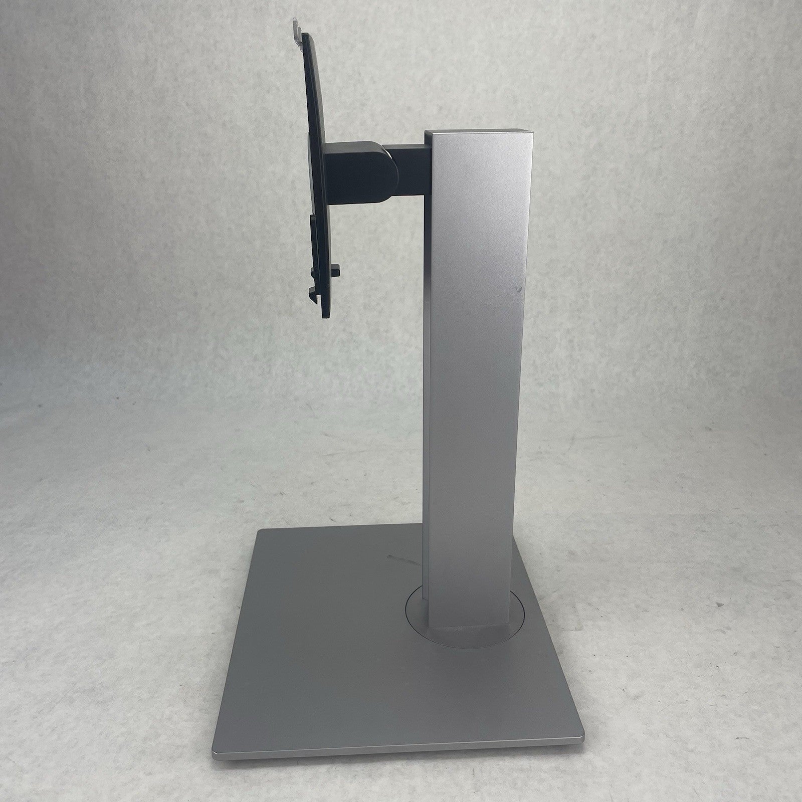 Hp  E233-V2 Monitor Stand2