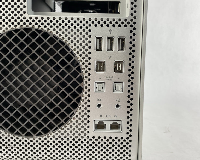 Apple Mac Pro A1289 2009 Xeon W3540 2.93GHz 6GB RAM 640GB HDD os10.11.6 No GPU