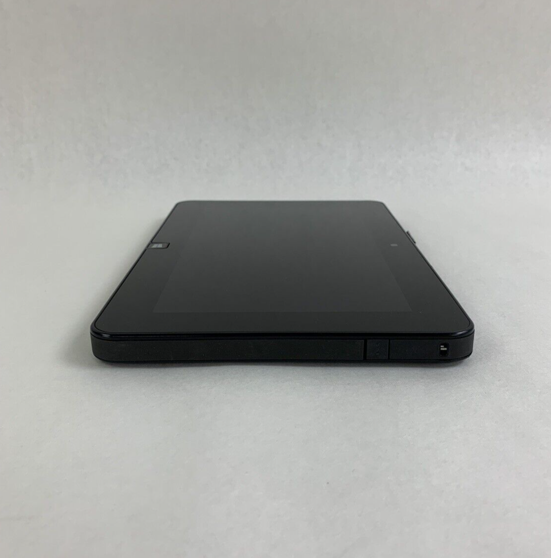 Motion CL920 Tablet PC Pentium N3540 2 GB Ram No HDD, OS, Battery Corner Bent