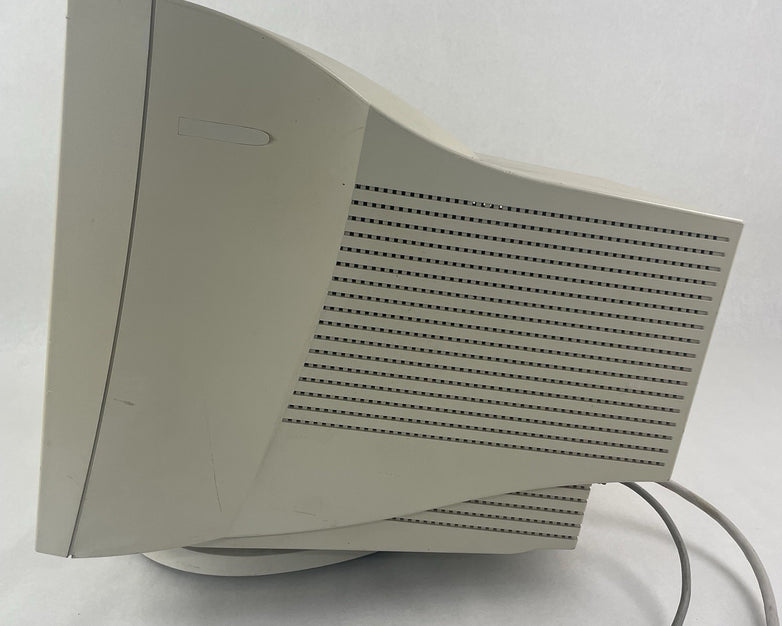 Gateway EV700-7000965 YE0711-01 16" CRT VGA  Tested No Power Cord