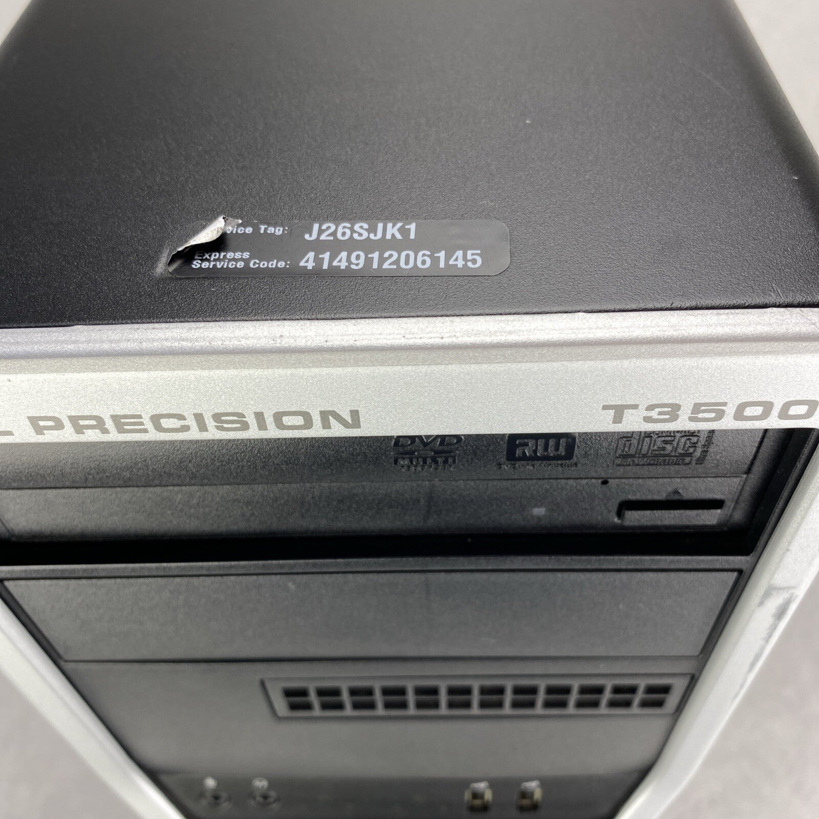 Dell Precision T3500 MT Intel Xeon W3520 2.67GHz 16GB RAM No HDD No OS