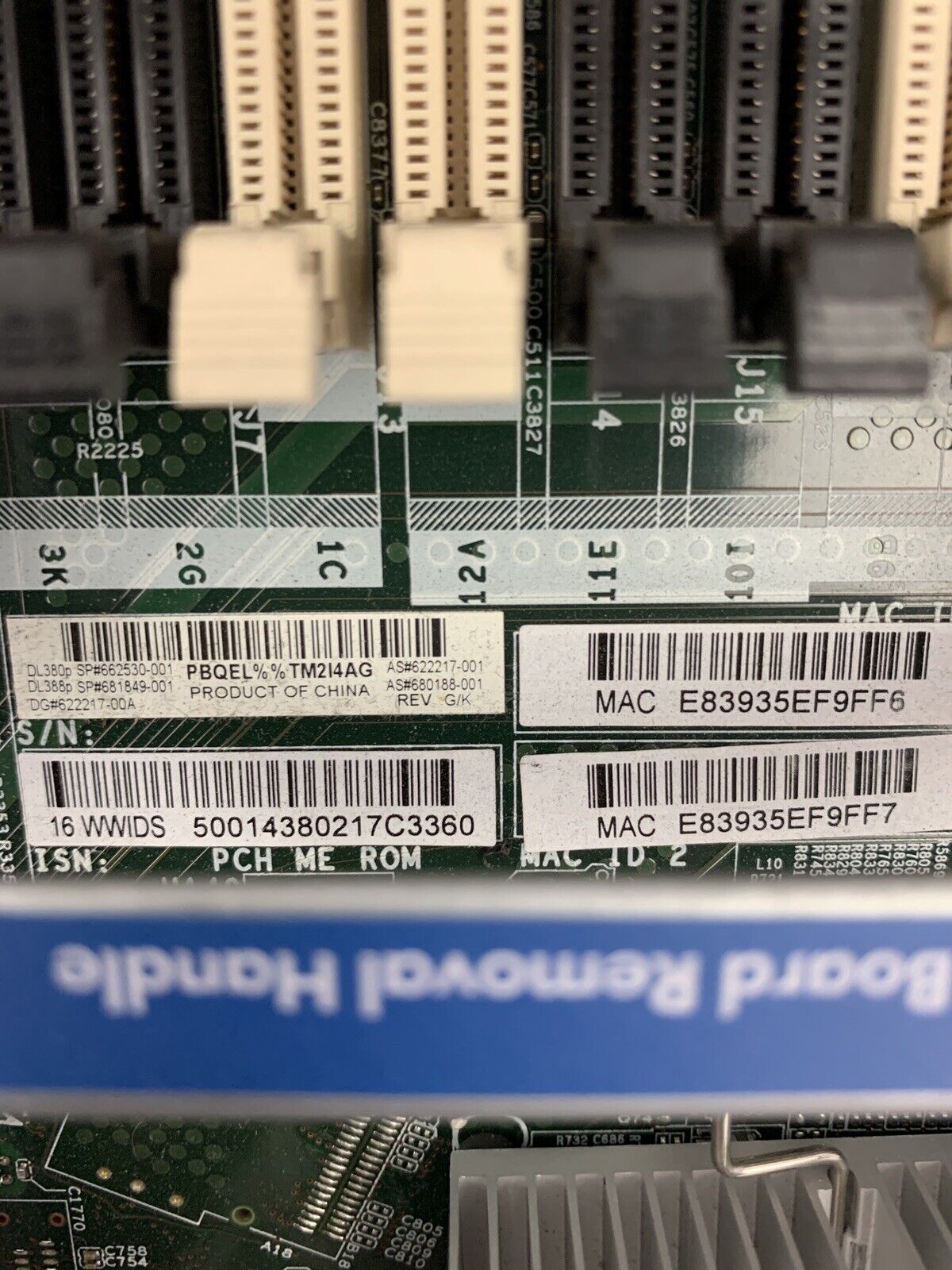HP ProLiant DL 380p Gen8 Server Xeon E5-2620 2.0 GHz 16 GB RAM No HDD No OS