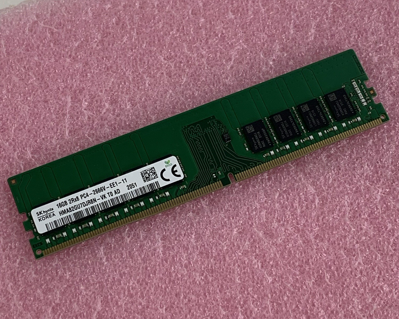 SK Hynix HMA82GU7DJR8N-VK 16 GB DDR4 ECC UDIMM Server Memory RAM
