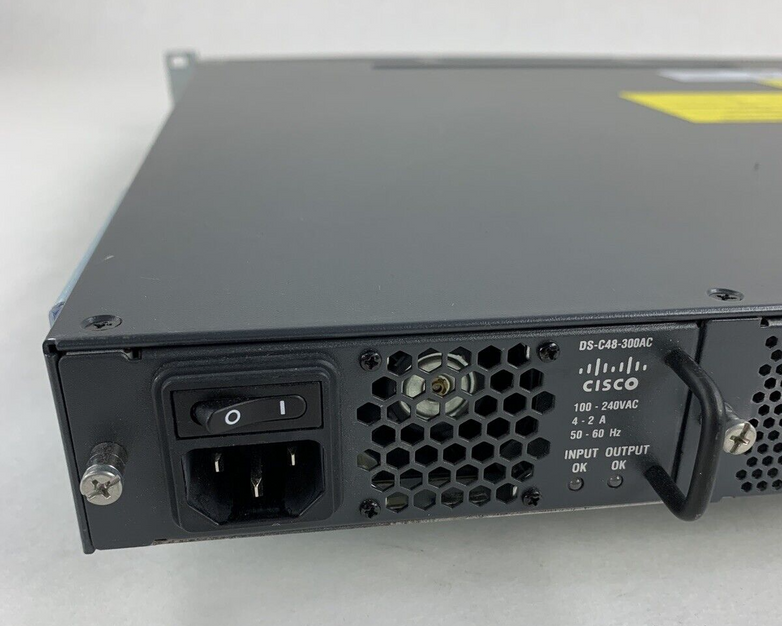 Cisco DS-C9148-K9 V01 48-Ports 16G  1U Multilayer Fabric Switch Tested Reset