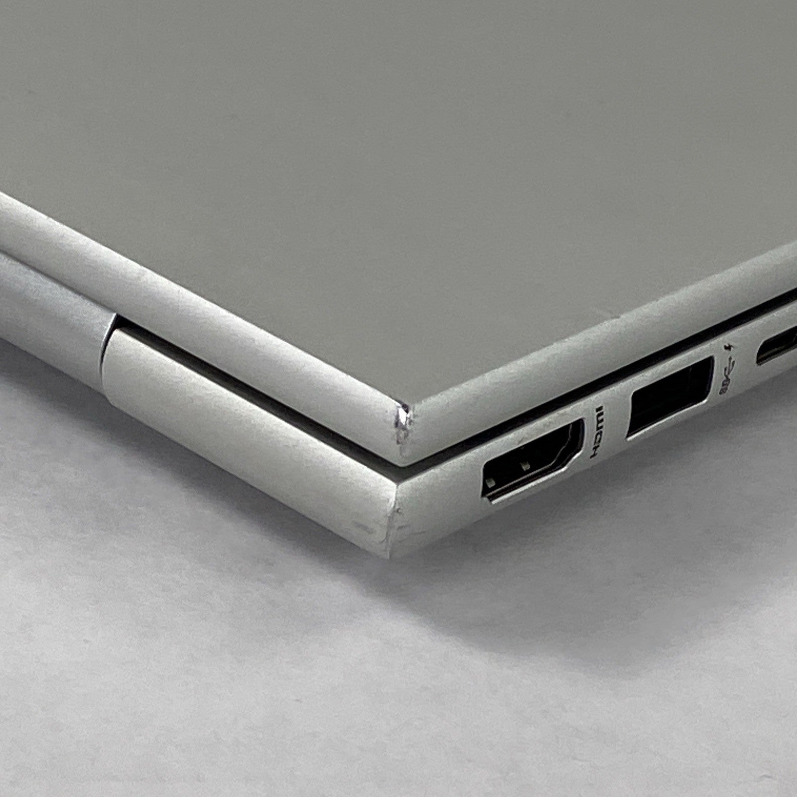 HP EliteBook 860 G9 16" Core i5-1245U 3.96 GHz 32 GB RAM No SSD No OS