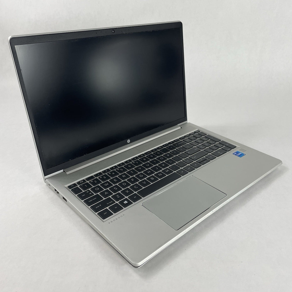 HP ProBook 450 G8 15.6" i5-1135G7 2.40 GHz 8 GB RAM No SSD/OS/AC0
