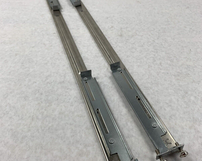 Dell H7077 H7076 PowerEdge 1850 1U Rackmount Versa Server Rails Screw In