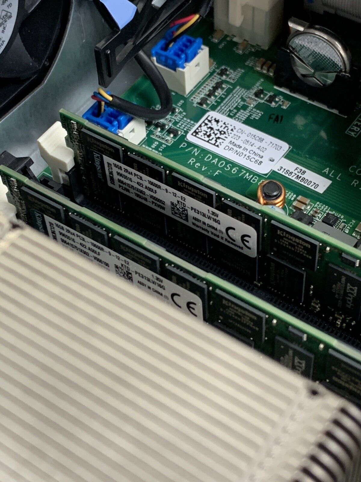 Dell PowerEdge R515 Server 1x AMD Opteron 4122 2.2 GHz 16 GB RAM No HDD No OS