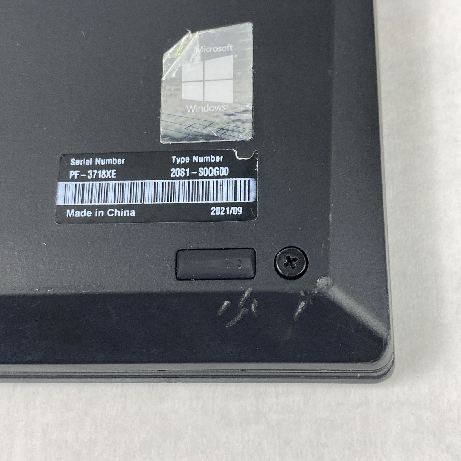 Lenovo ThinkPad T14 Gen 1 Core i5-10310U 1.70 GHz 8 GB RAM 14.0" No SSD No OS