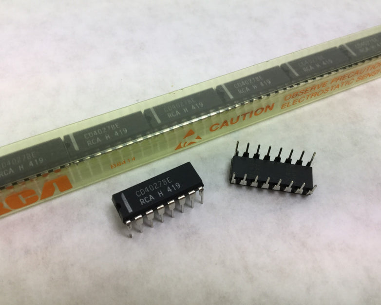 Genuine RCA CD4027BE  Integrated Circuit  16 Pin Dip  Lot of 21