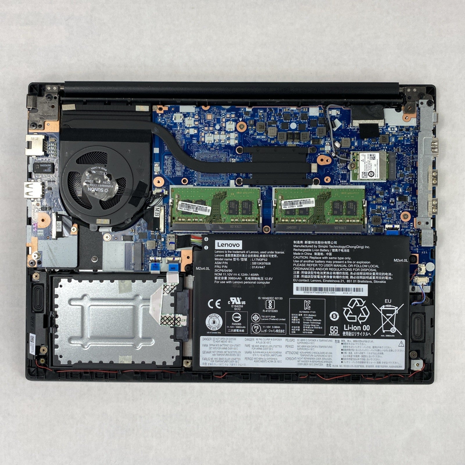 Lenovo ThinkPad E480 Intel Core i5-8250U 1.60 GHz 8GB RAM 14' No HDD No OS