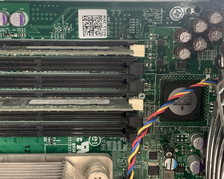 Dell PowerEdge T310 Tower Server 1x Xeon 3450 2.67 GHz 4 GB Ram No OS No HDD